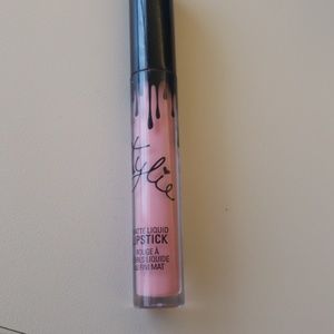 Kylie lipstick- koko k